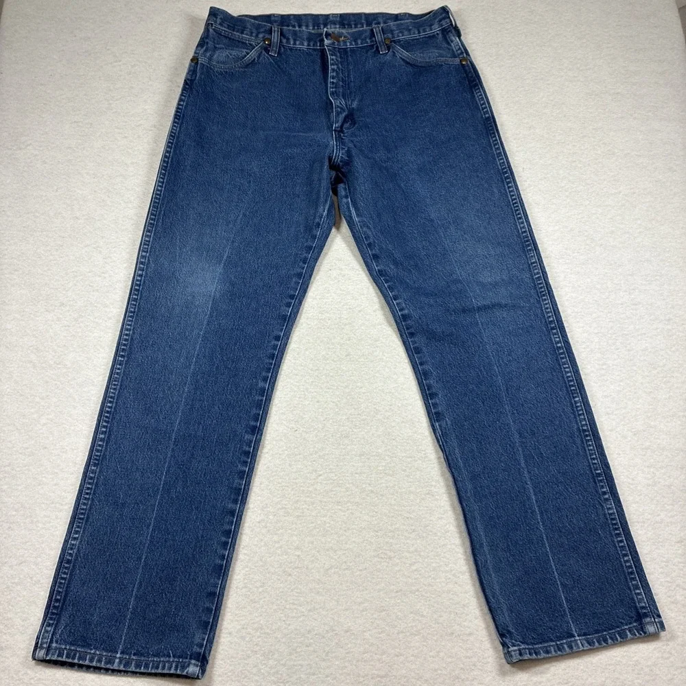 Wrangler Mens Blue Jeans Denim Size 35x32 Straight Leg Classic Fit‎ Western